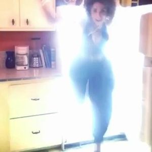 Meet your Posher, Dustee